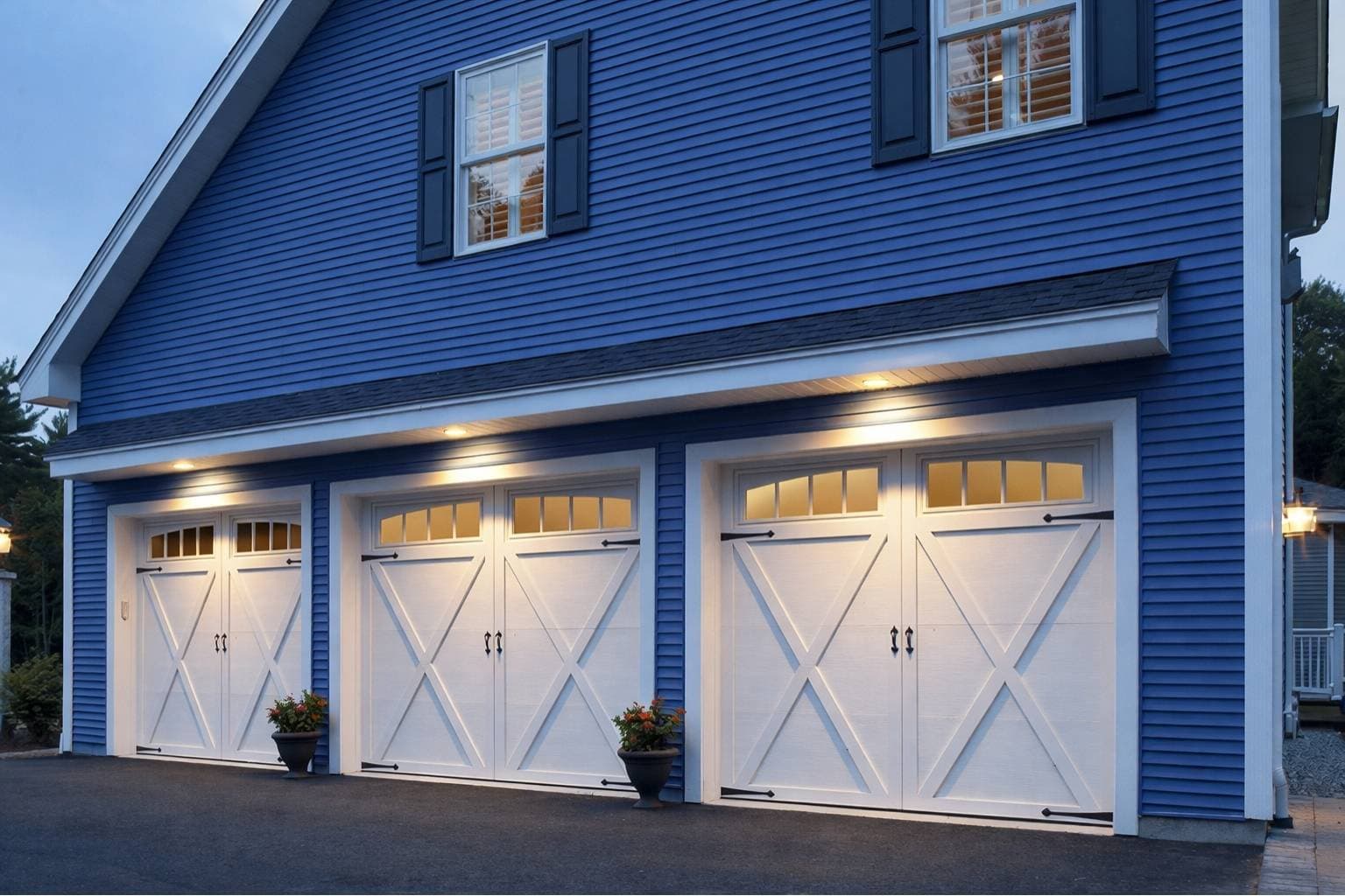 Carriage House Style Garage Doors - Model 7520
